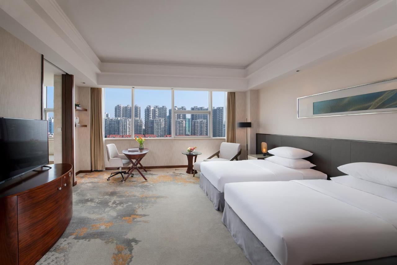 Golden Shining New Century Grand Hotel Beihai Zewnętrze zdjęcie