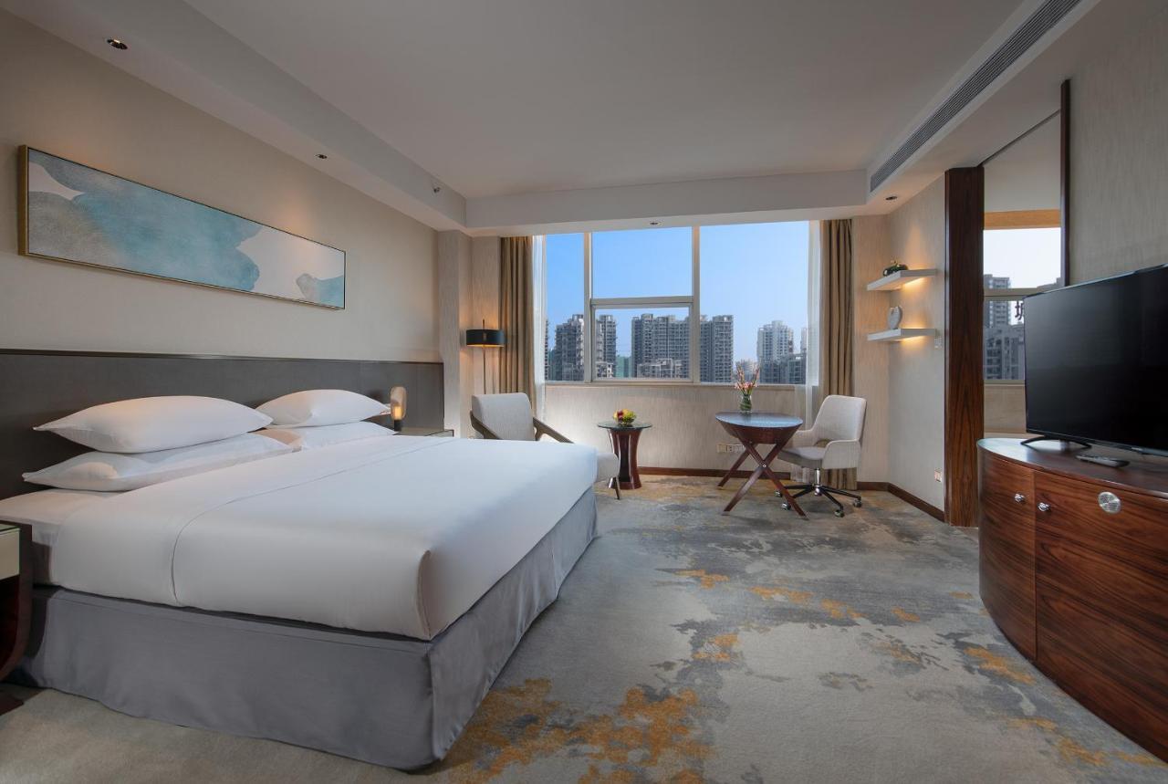 Golden Shining New Century Grand Hotel Beihai Zewnętrze zdjęcie