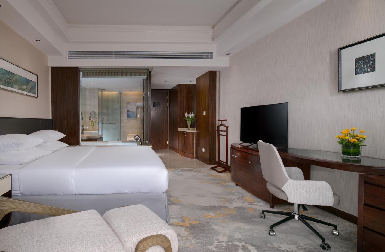 Golden Shining New Century Grand Hotel Beihai Zewnętrze zdjęcie
